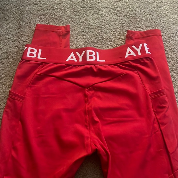 Matching workout set - Picture 7 of 7